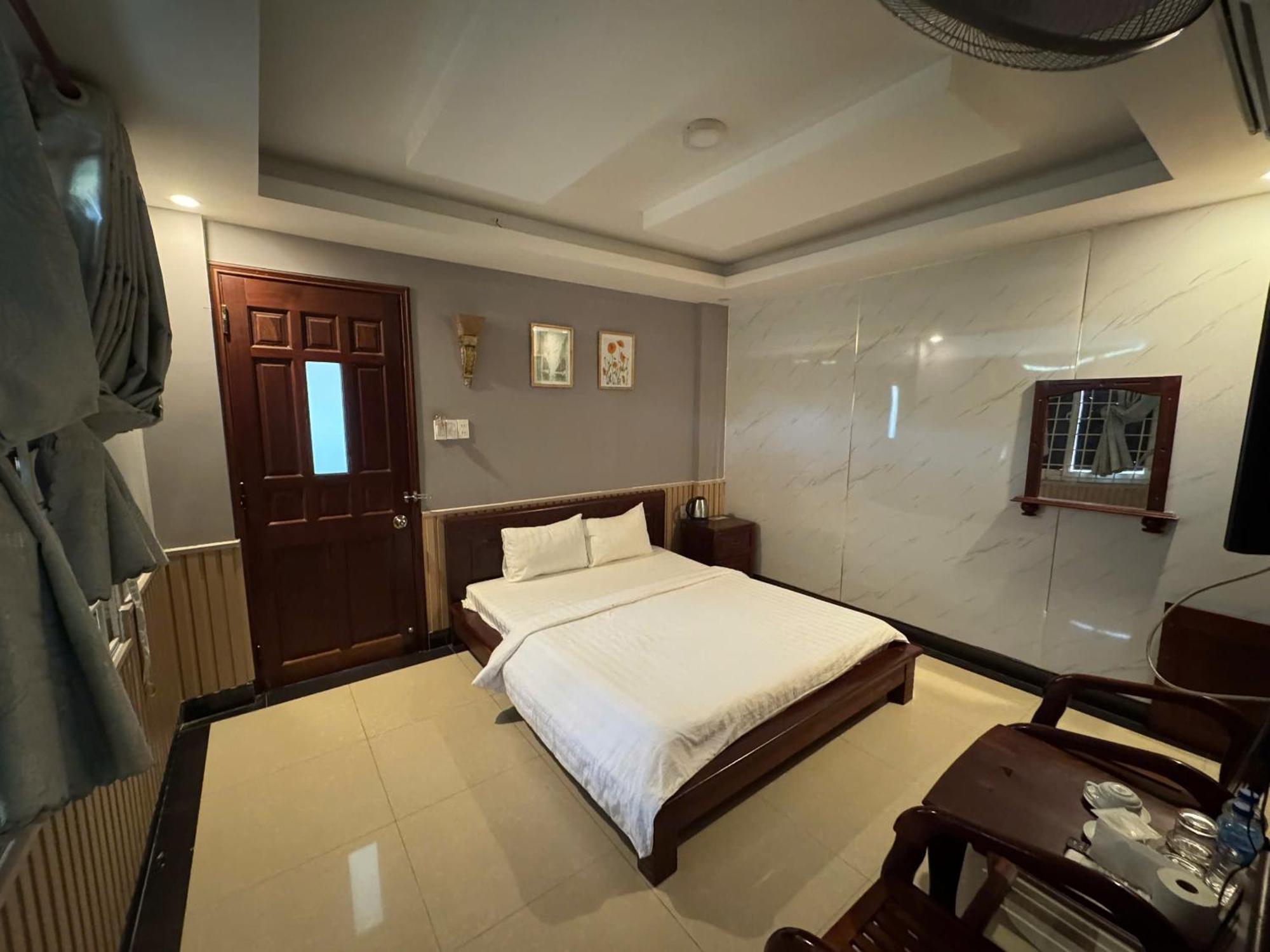Thanh Thu 1 Hotel Kon Tum Екстер'єр фото